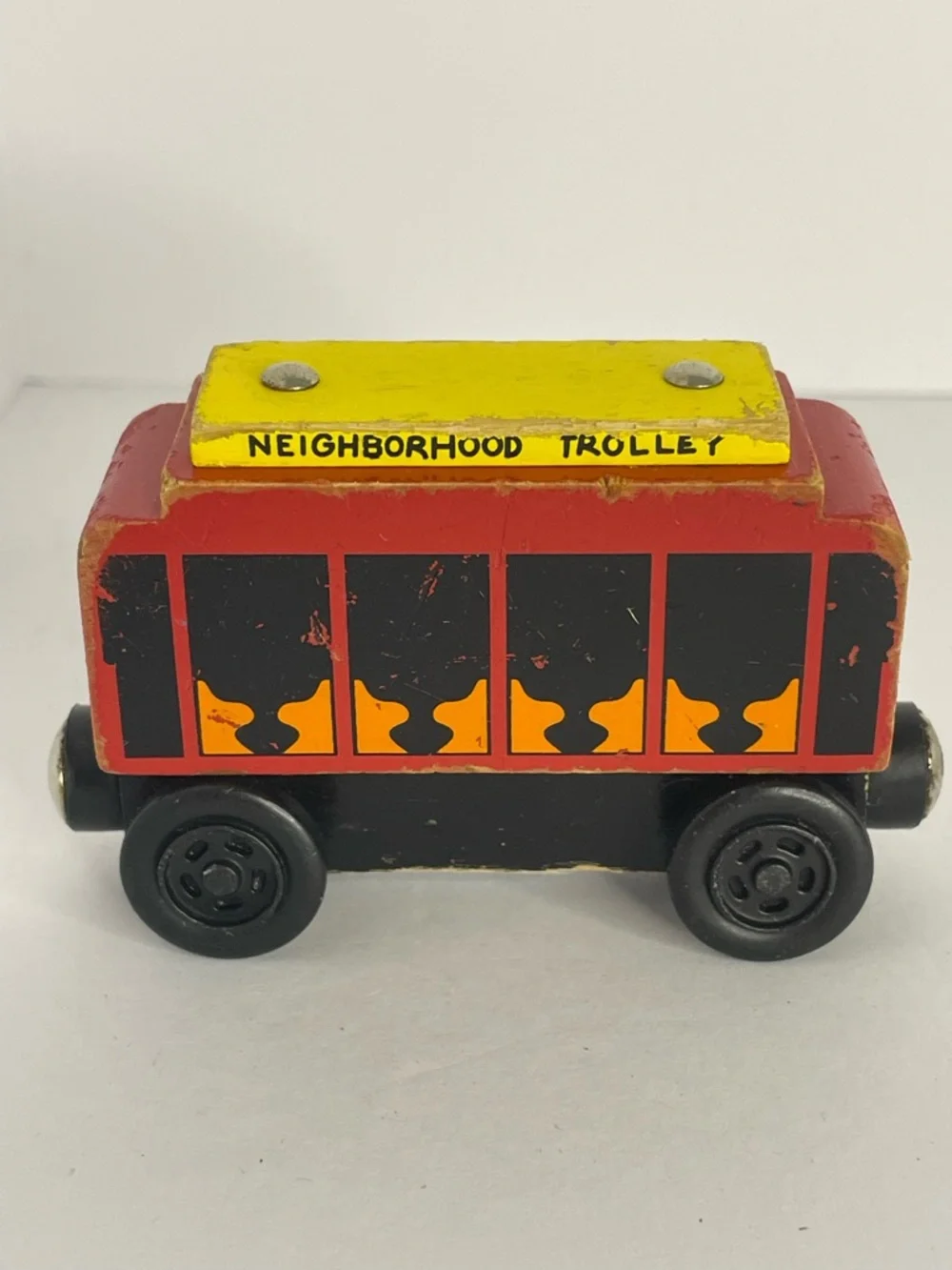 2004 McFreely Rogers Foundation Neighborhood Wood Trolley Magnetic - Picture 3 of 8